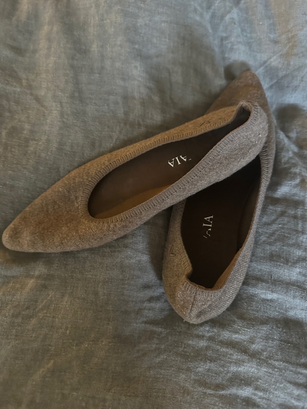 Pointed Knit Ballet Flats in Taupe - Picture 4 of 4
